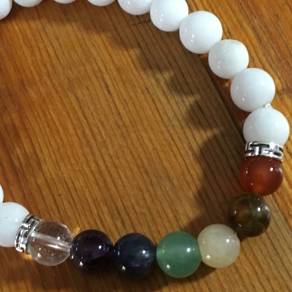 White Jade Chakra Bracelet NATURAL STONES - Picture 5 of 8